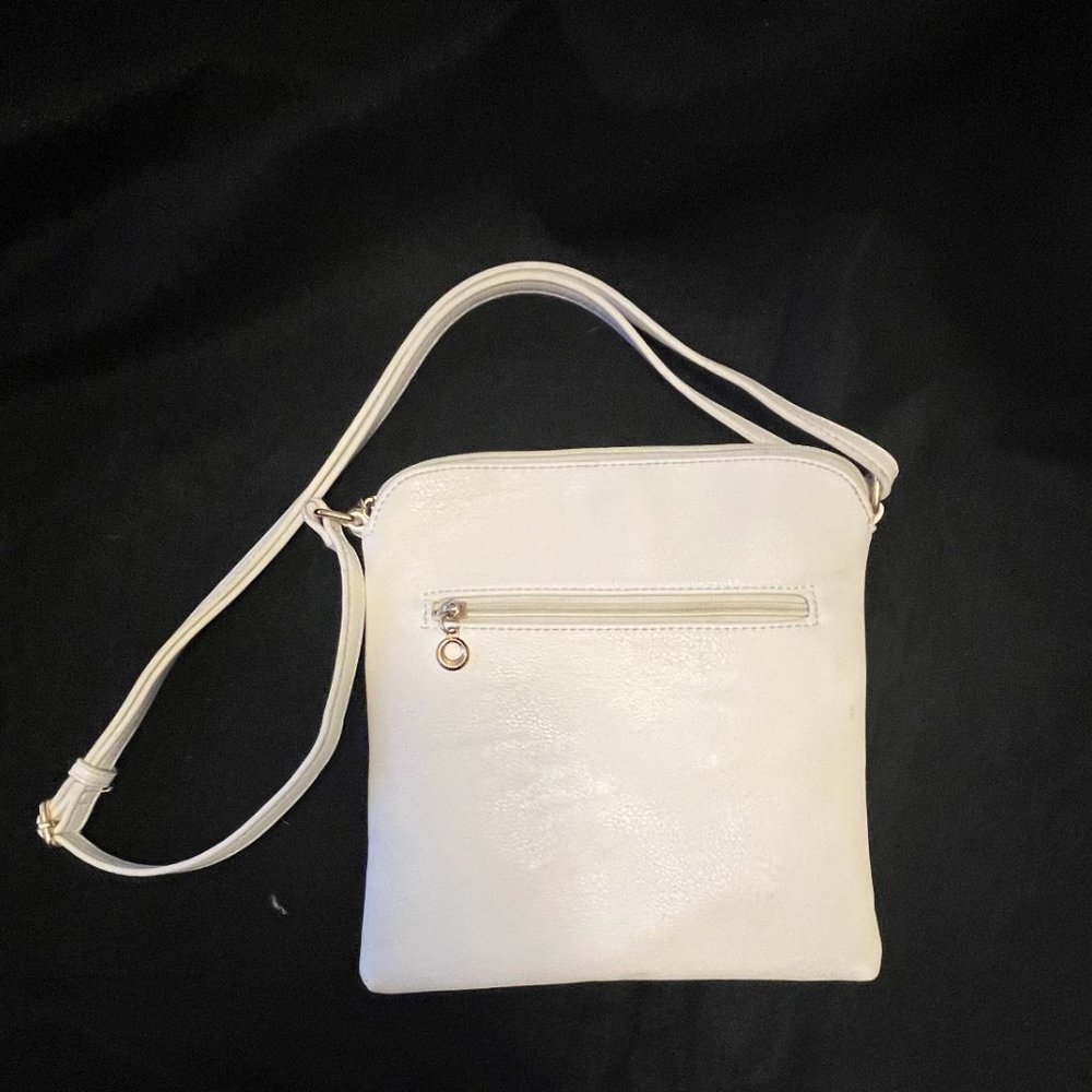 Leather Creamy White Crossbody Leather Purse w/Adjustable Strap - Picture 2 of 4